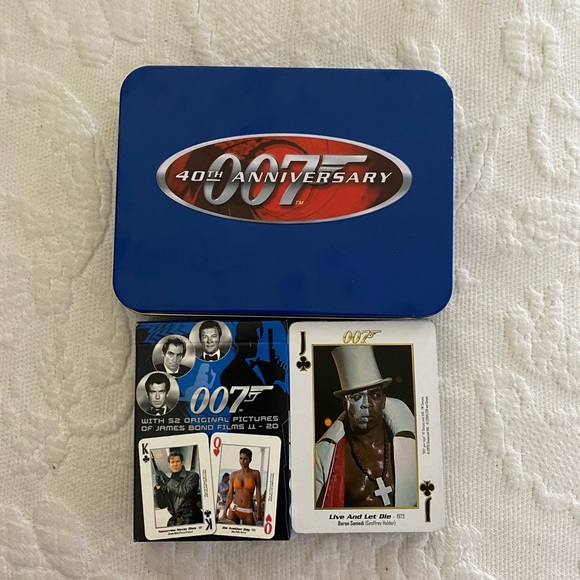 JAMES BOND PLAYING CARDS - Picture 3 of 4